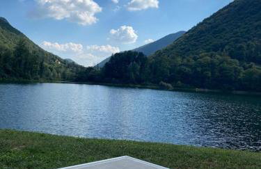 L’Angolino di MAGDA: on the lake-PRIVATE beach! - Foto 2