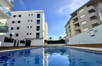 Calafell en primera linea de mar con piscina - Foto 19