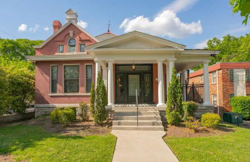 Historic Jewel Walk to Eats & Shops - Foto 3