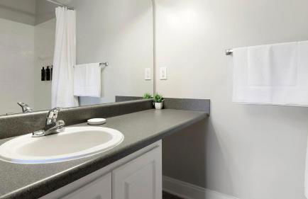 Landing Amazing 2BD Pool Gym - Foto 15