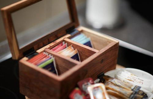 R B Apartment am Airport Hamburg - 1-4 Personen - Küche - Smart TV - Waschtrockner - kostenloser Parkplatz - perfekt für Geschäftsreisende und Familien - Foto 21