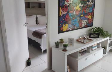 Flat Riocentro- Ótima localização- Bares e praias - Foto 1