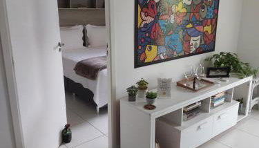 Flat Riocentro- Ótima localização- Bares e praias - Foto 1