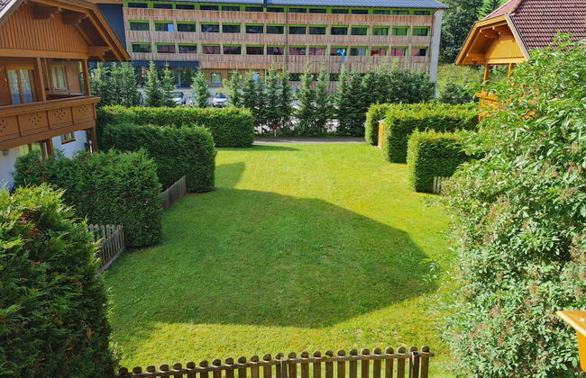 Beautiful Apartment With Balcony - Photo 18