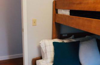 Hot Tub, 2 Blocks to Downtown Saugerties, Sleeps 8 - Foto 15