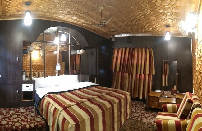 Zaffer Group of Houseboats - Foto 12