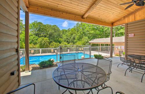 Mount Ida Condo with Balcony and Resort Amenities - Foto 24