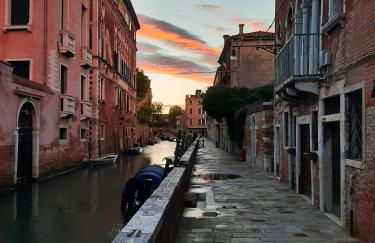 Ca' Dino Venice - Canal View - Foto 31