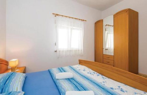 Cozy Apartment In Lukovo Sugarje - Foto 14