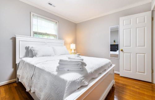 Southern Charm 2BR Greensboro Nest - Foto 6