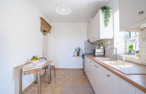 Manos Home - Photo 59