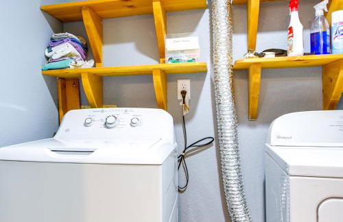 Waterfront Home with Views and Dock in Sunrise Beach! - Foto 21