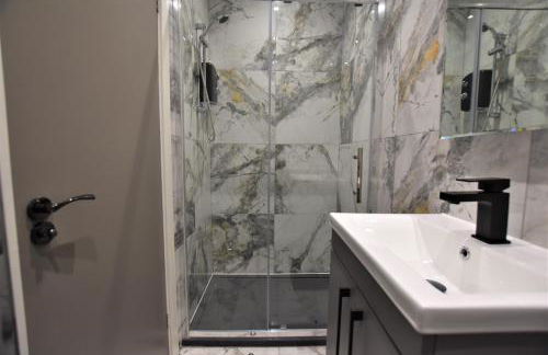 Central, Contractor&Family Friendly, SmartTV - Foto 26