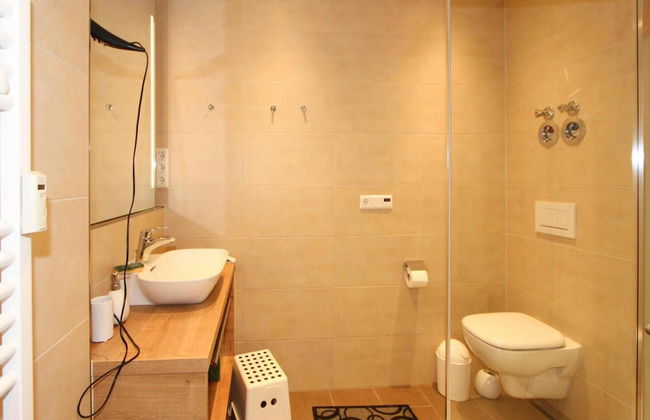 Hubsche Wohnung mit Balkon - Foto 12