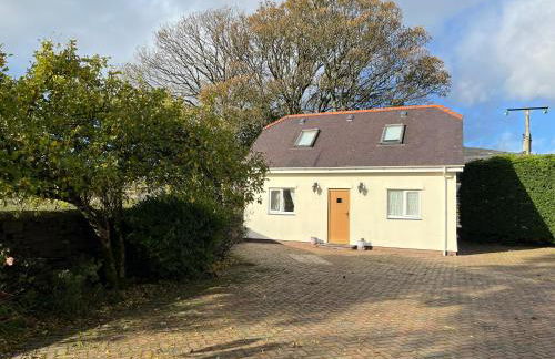 Meadow View - Photo 1