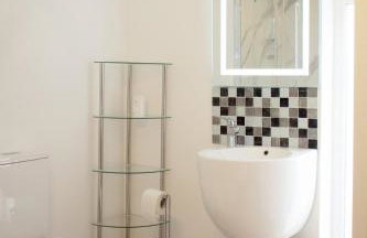 Beautiful 2 Bedroom Barn -Stansted Airport 2 miles - Foto 28