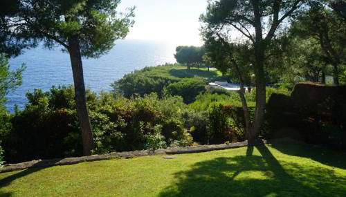 Grande villa familiale vue mer avec piscine - domaine privé à St Cyr sur Mer - Foto 5, Garden view