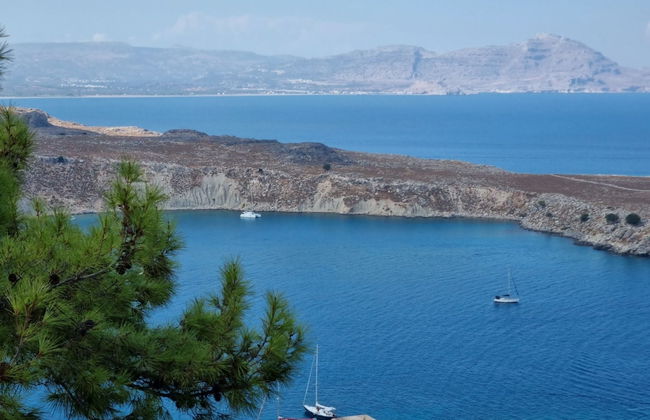 1-bed House Sleeps 4 - Free Parking, Patio, Wifi - Photo 10