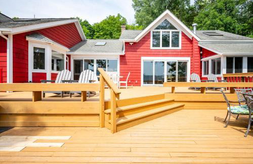 Lake house w/ indr pool and jacuzzi - Foto 80