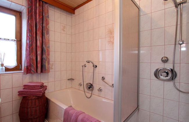 Serene Cottage in Neukirchen am Großvenediger near Ski Area - Foto 15