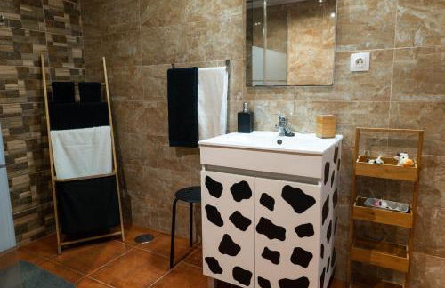 Azores Cow House - Photo 7