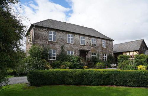 Beautiful farmhouse near Abergavenny - Sleeps 6-26 - Foto 1