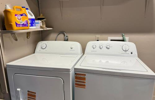 Modern and Cozy 3BR Retreat Perfect for Families or Big Group - Foto 6