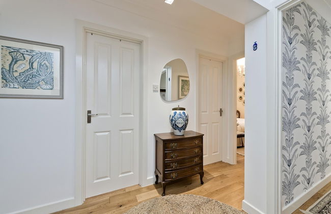 Botanical Bliss Near Kew Gardens by Underthedoormat - Foto 17