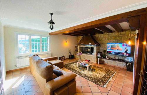 SagastiEnea Villa con Piscina y Tenis en la Rioja - Photo 8