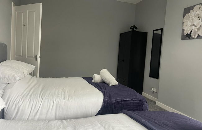 Immaculate 3-bed Apartment in Glasgow Close to M8 - Foto 7