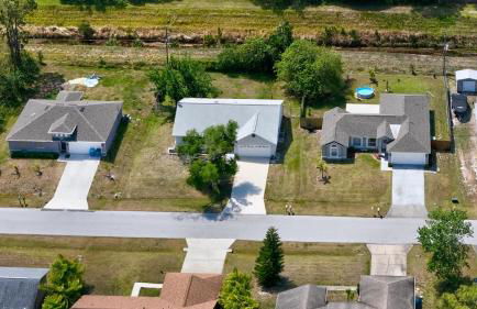 Charming Palm Bay Retreat with Garden - Foto 69