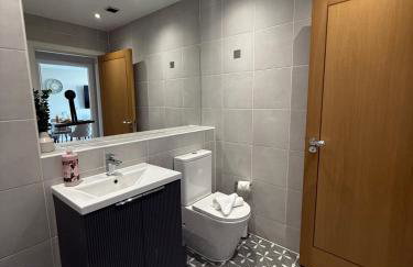 Elegant 1 Bed with free parking - Foto 6