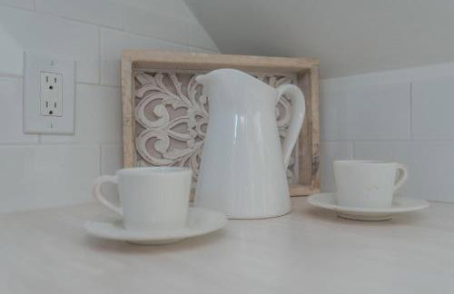 Carriage on Capital near Distilleries & Downtown - Foto 18