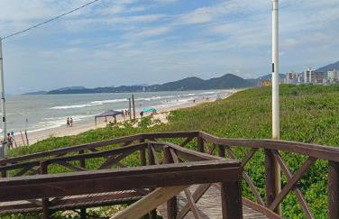 Apto Moderno a 700 metros da praia com varanda - Photo 48