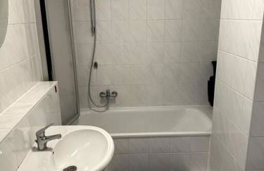 Großzügige 2-Zimmer-Wohnung mit Balkon, ruhige Lage - Foto 4