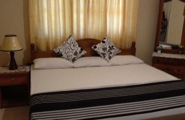 Windsor Forest Bungalow - Photo 5