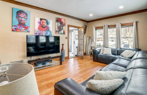 Private Hot Tub and Patio! Chicagoland Extended Stay - Foto 6