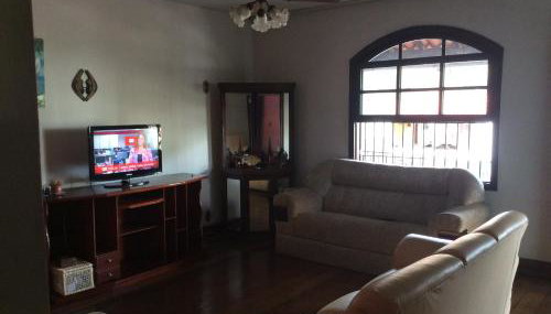 Casa ampla com piscina e confortável - Foto 5