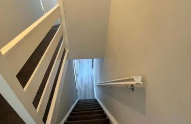 4BR Modern & Stylish, Contractors, Parking - Foto 24