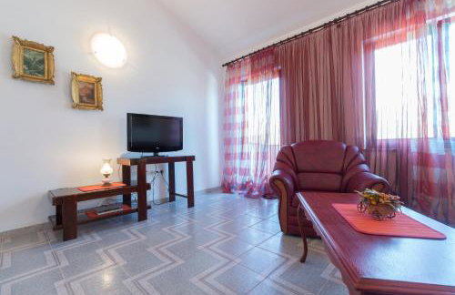 Apartments Bavaria - Photo 12