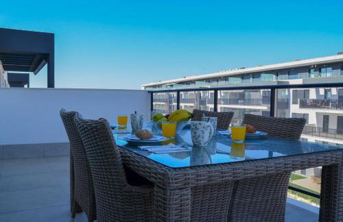 TrendyHomes Almerimar Beach II, residencial de lujo en primera línea de playa - Foto 2