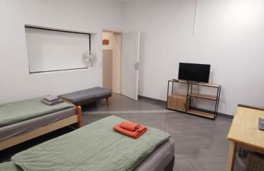 Ferienwohnung &Monteurwohnung-Parkplatz neben Braunschweig - Foto 13