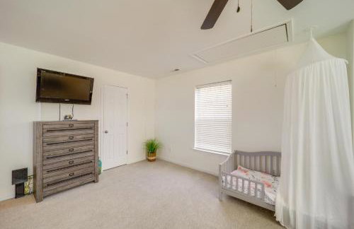 Mtn-View Family Retreat with Deck in Seven Devils! - Foto 17