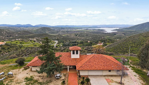 20 Acre Panoramic View Estate Hot Tub, Pickleball & Game Room - Foto 5, Innenbereich