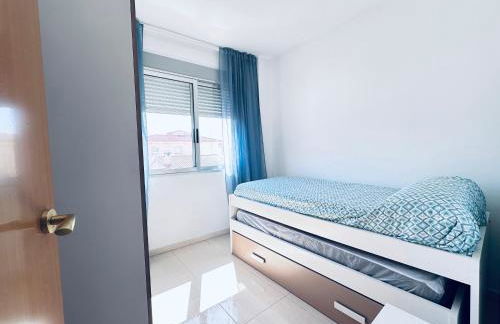 Apartamento Familiar a 1 Min del Mar - Foto 4