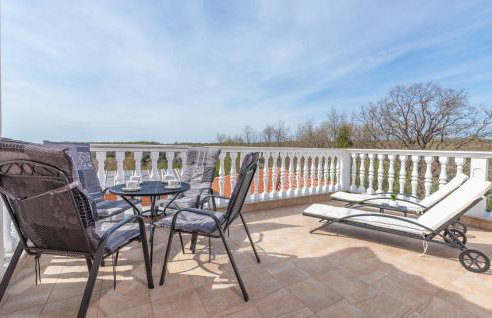 Villa Buroli with Pool, Sauna and Jacuzzi - Foto 27