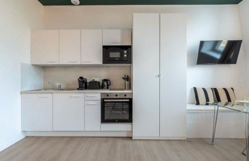 Studio équipé côté rue, parking gratuit - Foto 8