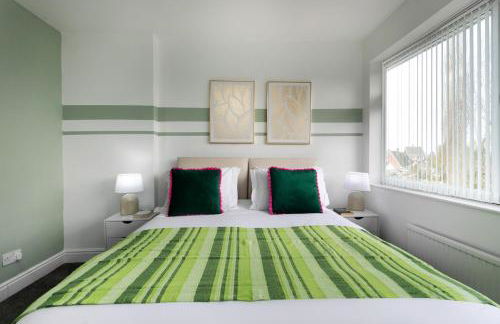 Cosy 4-BDR Family-Friendly House in North Hykeham, with High Speed Free WiFi, Secure Parking, Sleeps Up to 7, Long-Term Stays Allowed! - Foto 39