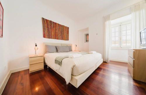 Chiado Gem Private Pool & Patio Retreat - Photo 14