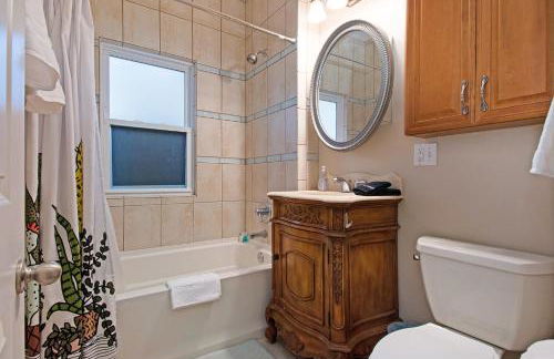 Benson's Cozy 3-BR Retreat with BBQ Grill - Photo 15